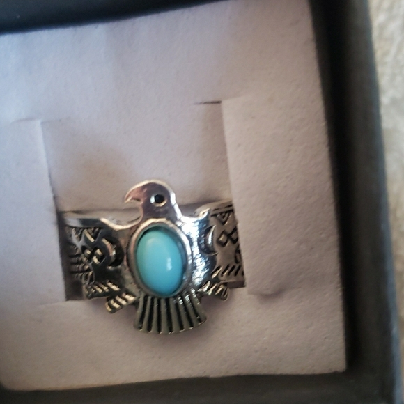 2 Silver and Turquoise Rings - Picture 3 of 8